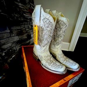 Coral Boots - never worn!